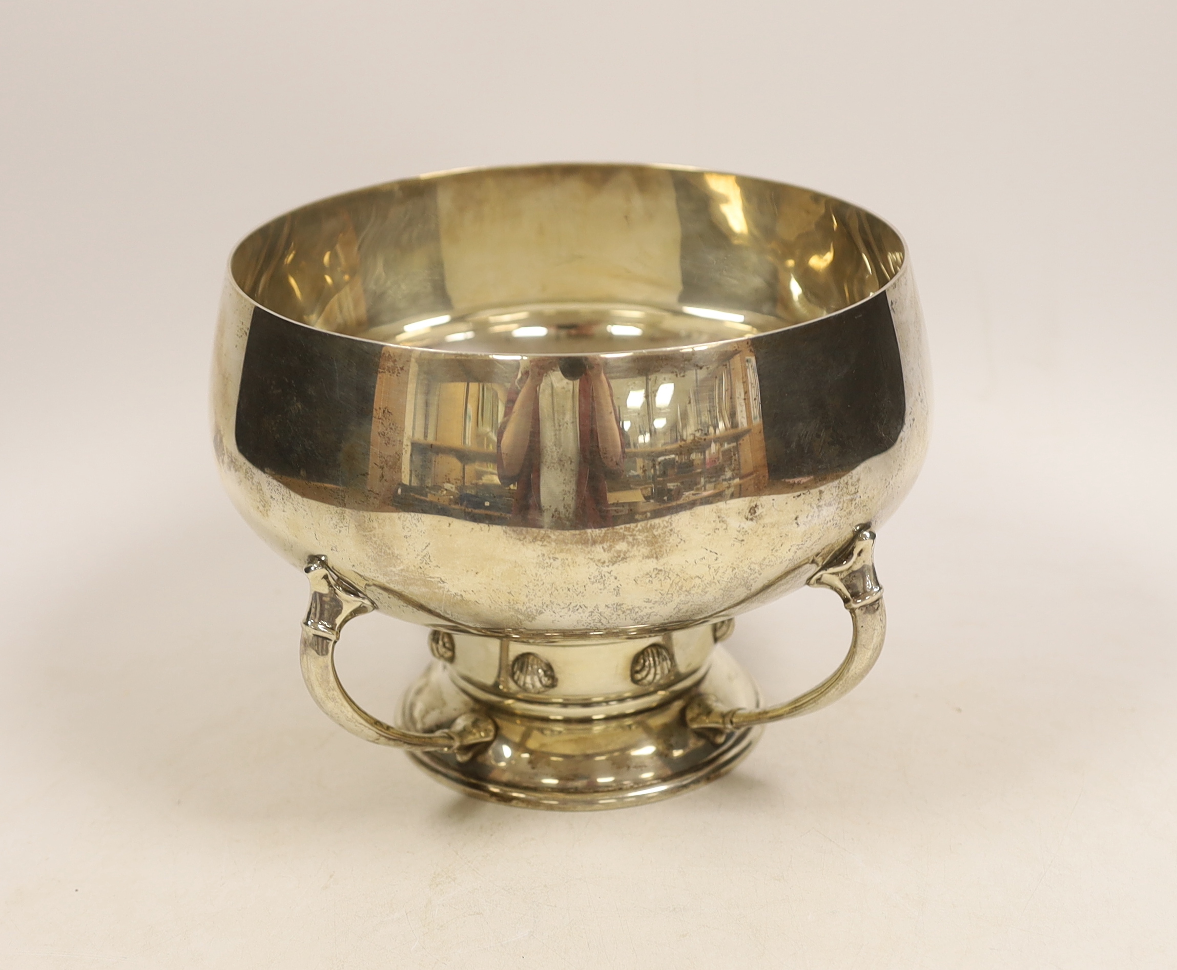 A stylish George V Arts & Crafts silver pedestal bowl, by Edward Barnard & Sons Ltd, London, 1933, diameter 18.4cm, 29.7oz